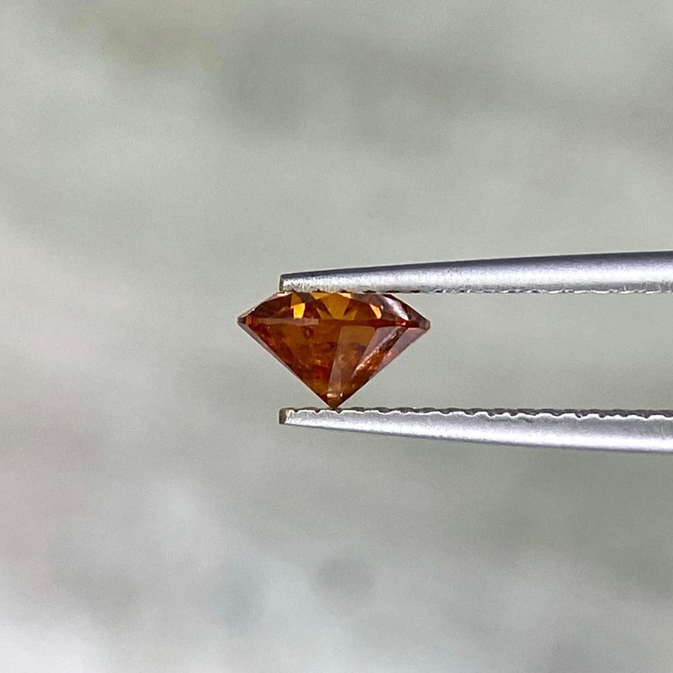 0.38 Ct Brownish Orange/ VS2 Diamond-Stonz ZA