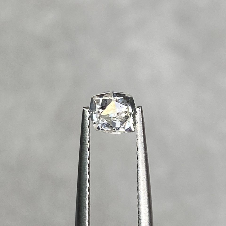 Natural Shape diamond