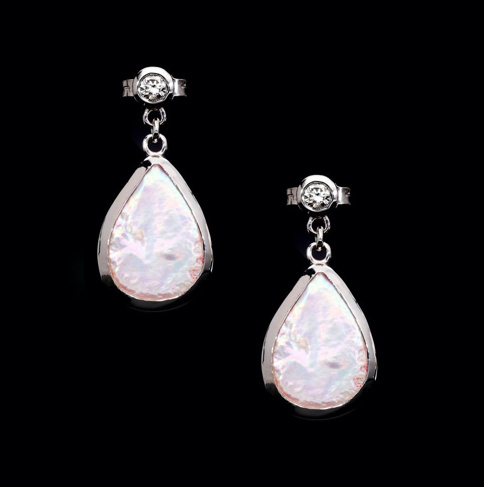 White Gold Pearl Drop down earringsc4