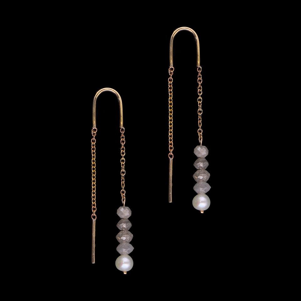 White Diamond pull through earringsc10
