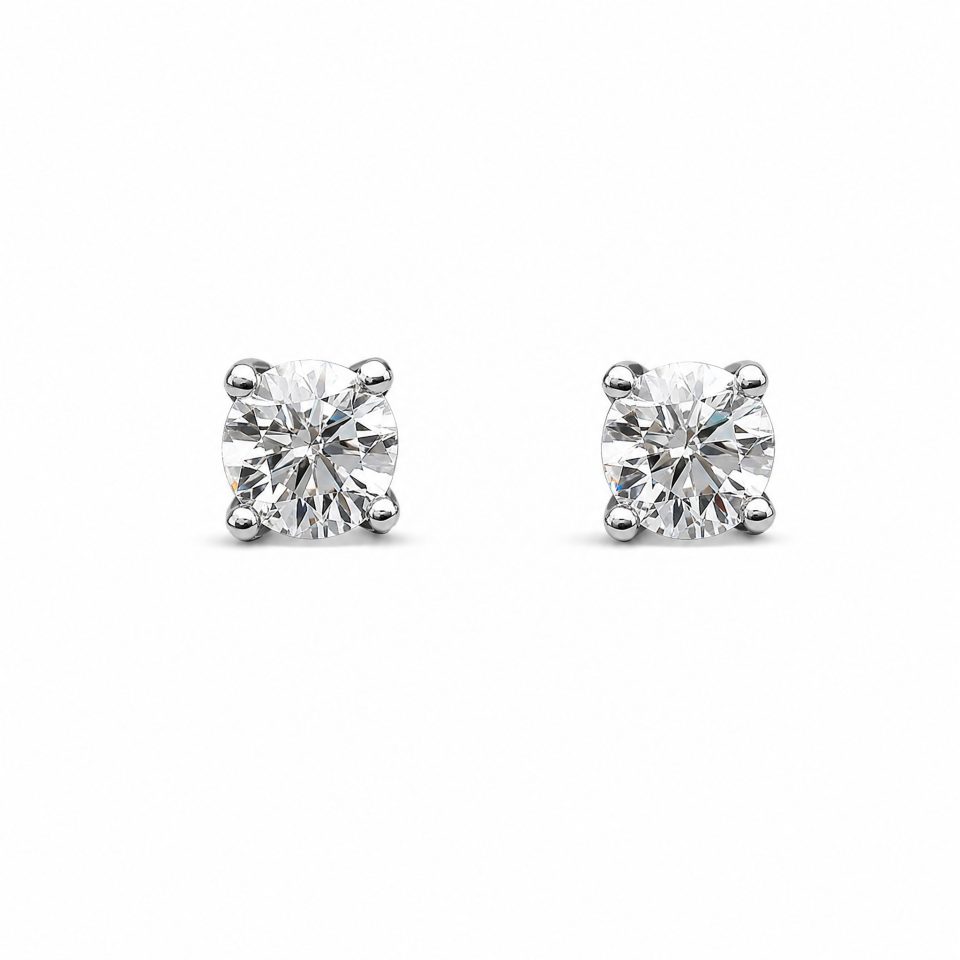 9K White Gold 0.37 Ct Diamond Stud Earrings
