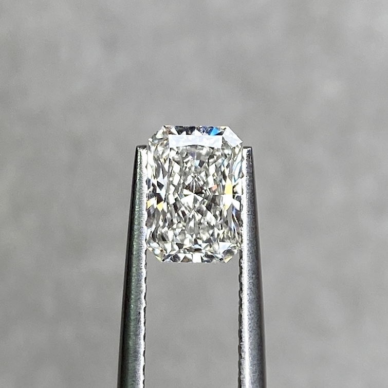 1.01 Ct F/VS2 Radiant Lab-Grown Diamond-Stonz ZA