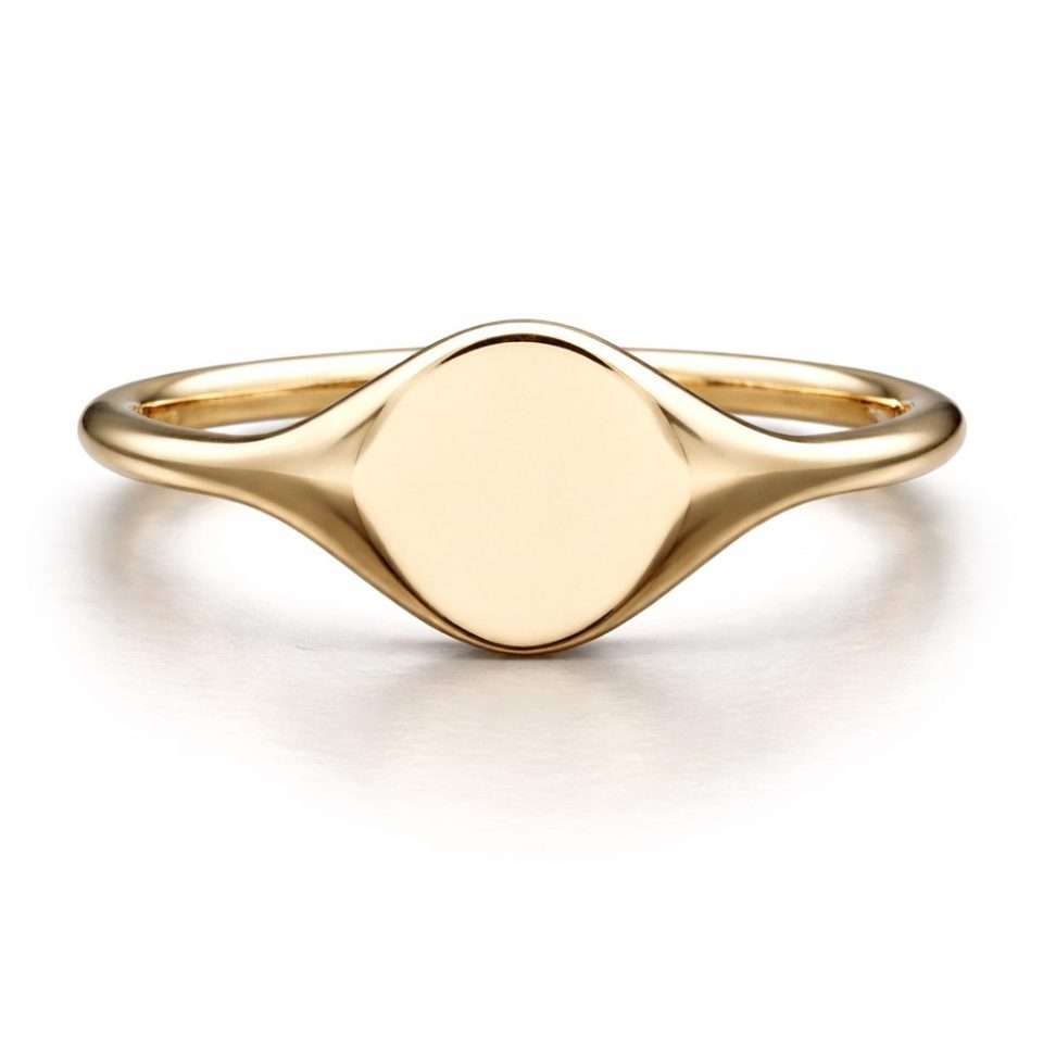Personalised 9K Gold Signet Ring – Custom Engraving