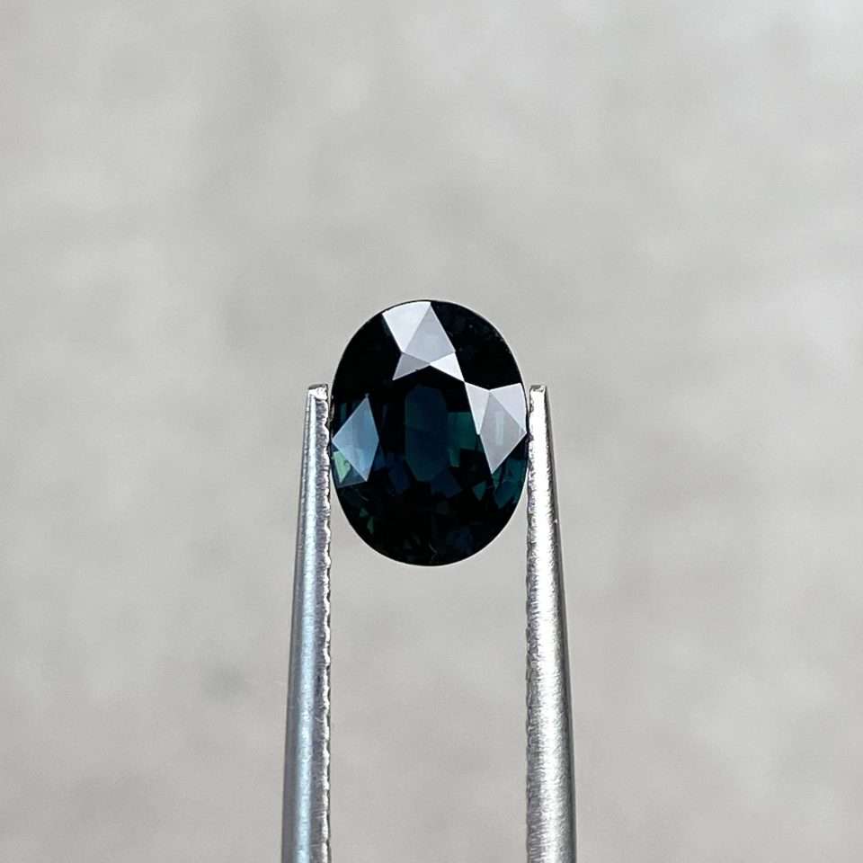 2.23ct Natural Oval Blue Green Sapphire
