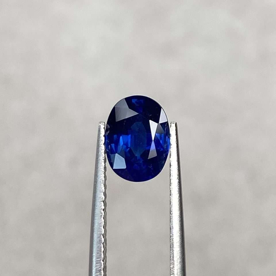 1.88ct Natural Oval Blue Sapphire