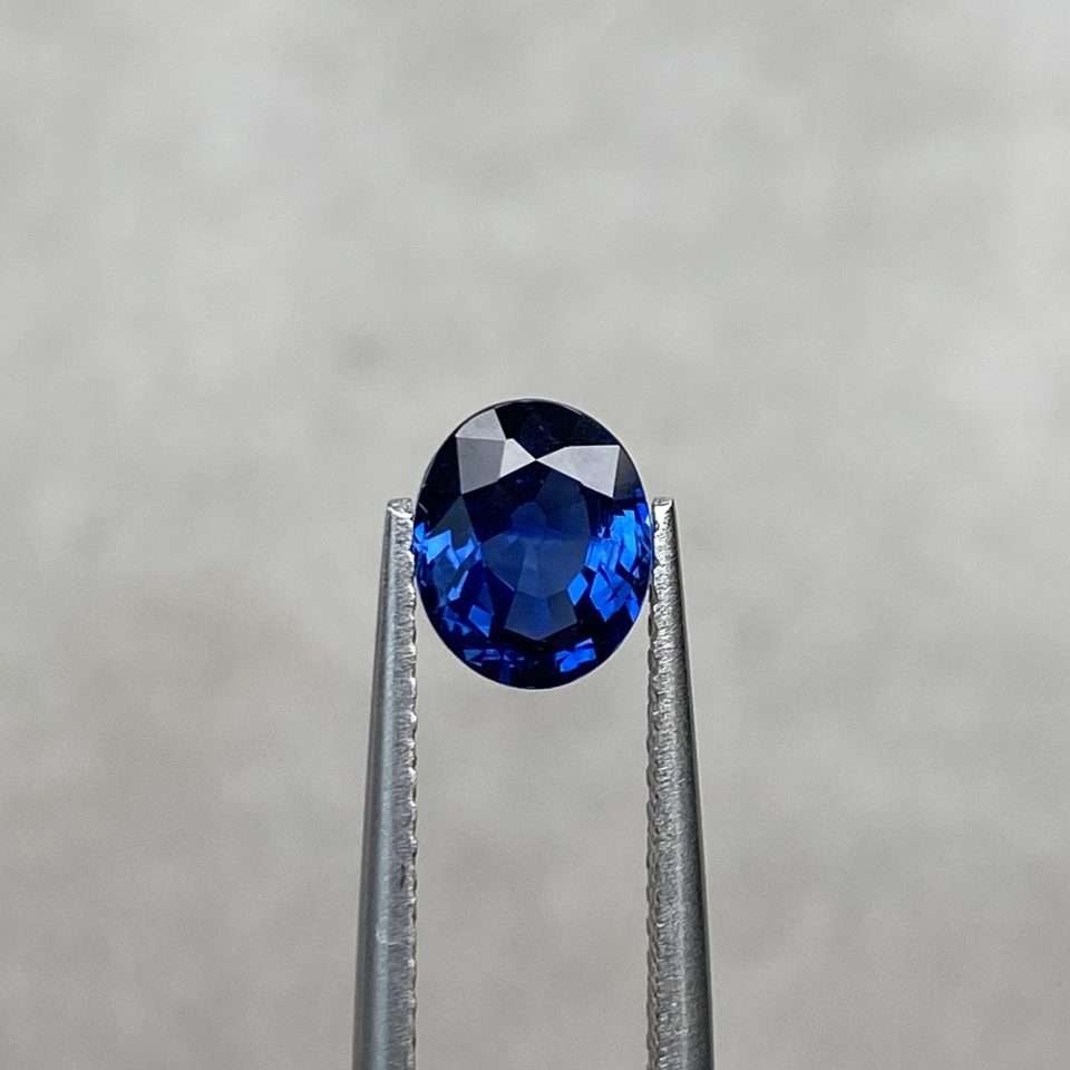 1.32ct Natural Oval Blue Sapphire