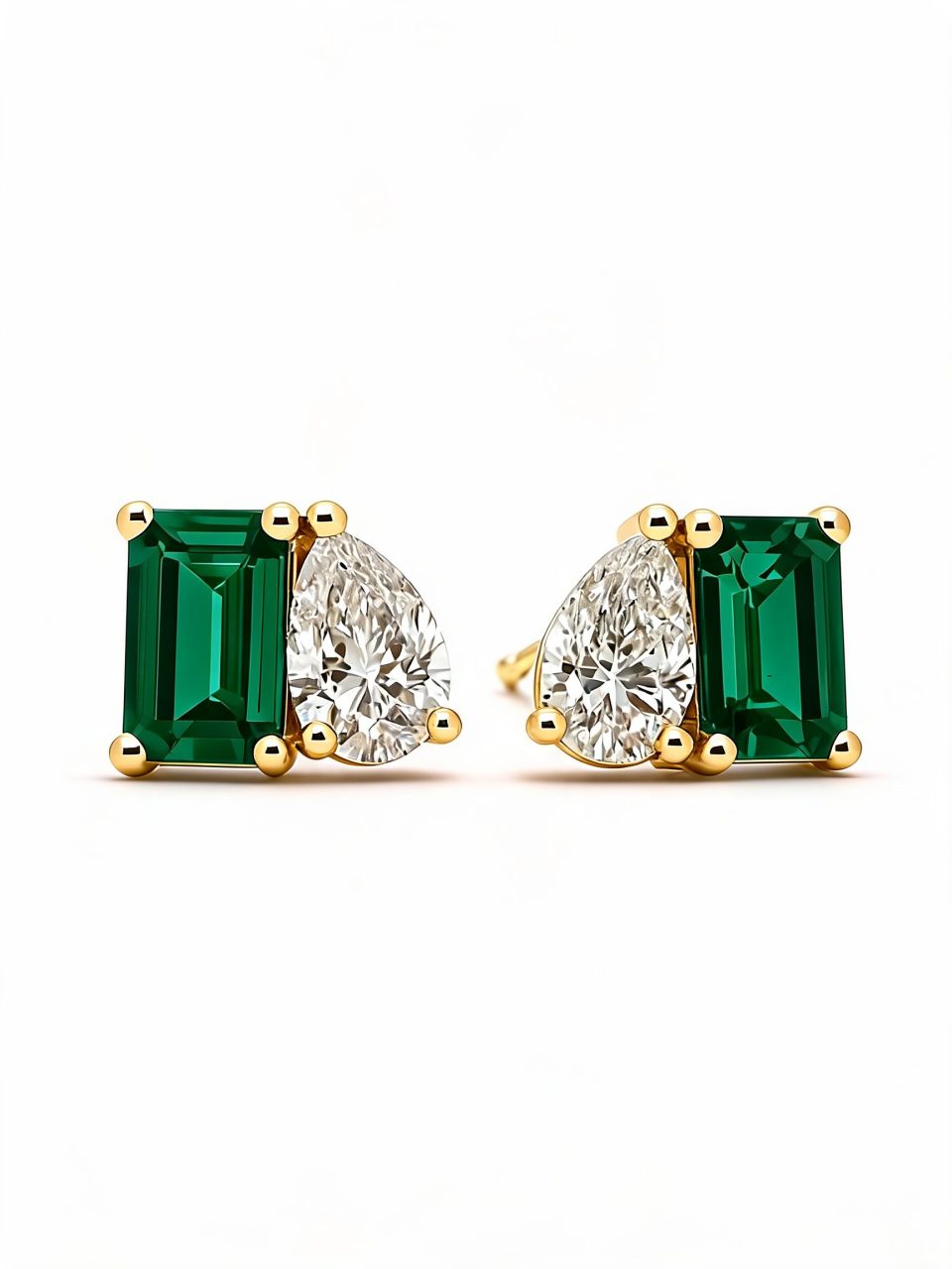 9K Yellow Gold 1.39 Ct Lab-Grown Diamond and Emerald Toi et Moi Stud Earrings