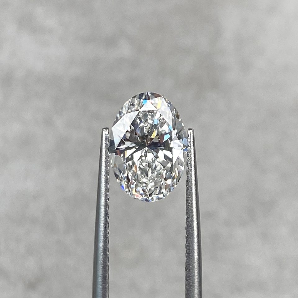 2.00 Ct Oval Cut F/VS1 Lab-Grown Diamond (IGI Certified)