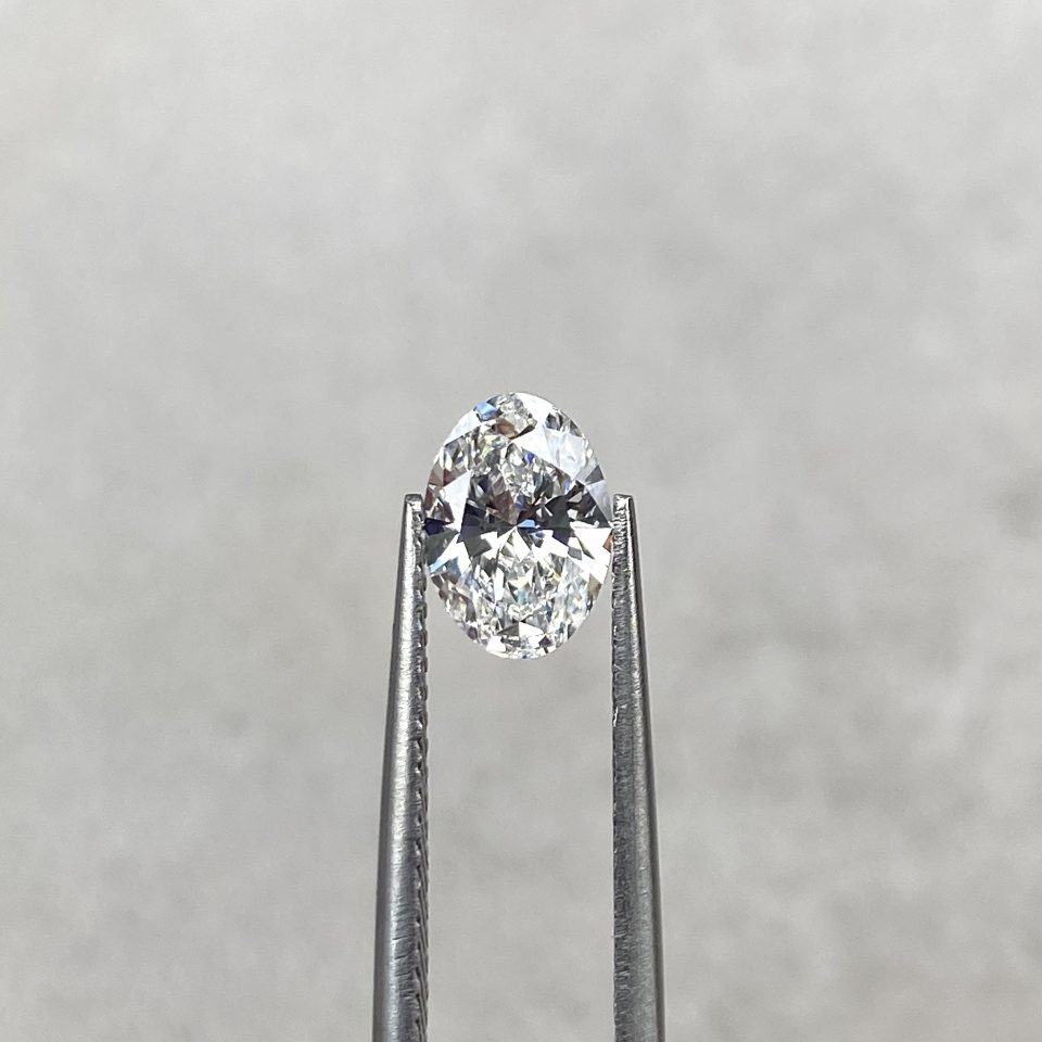 1.01 Ct Oval Cut F/VS1 Lab-Grown Diamond (IGI Certified)