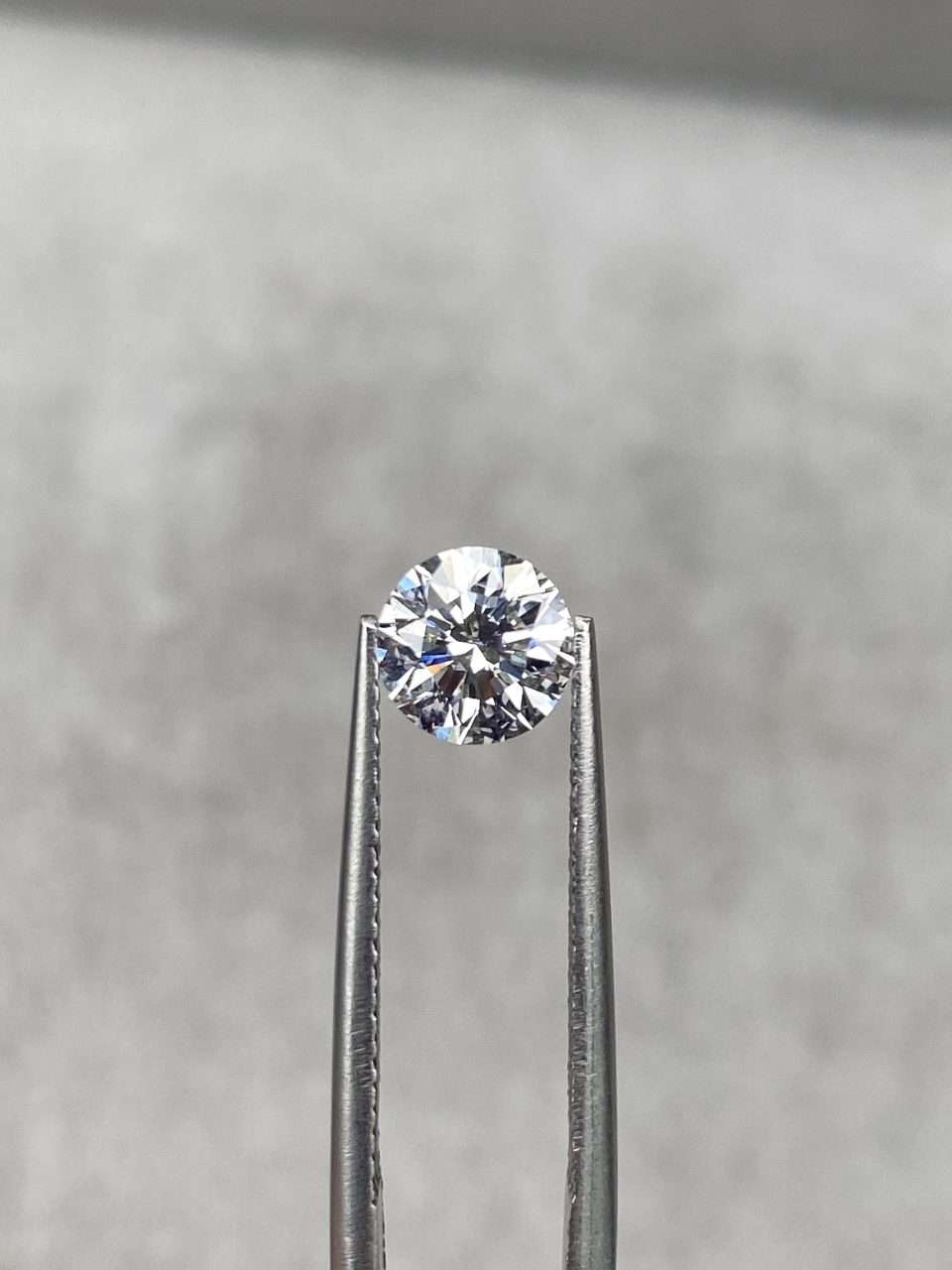 1.00 Ct Round Brilliant Cut (RW) G/SI2 Natural Diamond (Certified)
