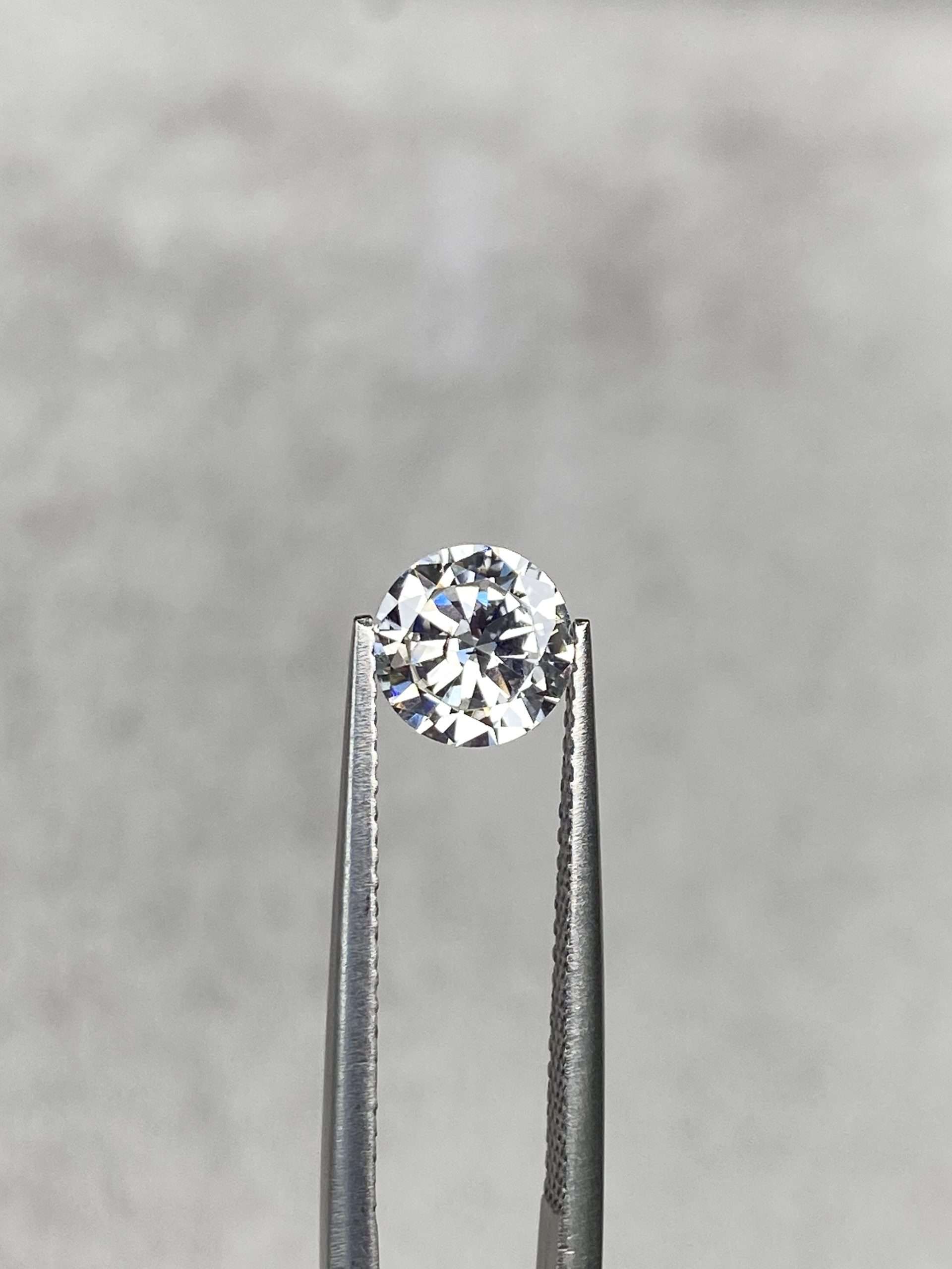 0.90 Ct Round Brilliant Cut G/SI1 Natural Diamond (DIA Certified)