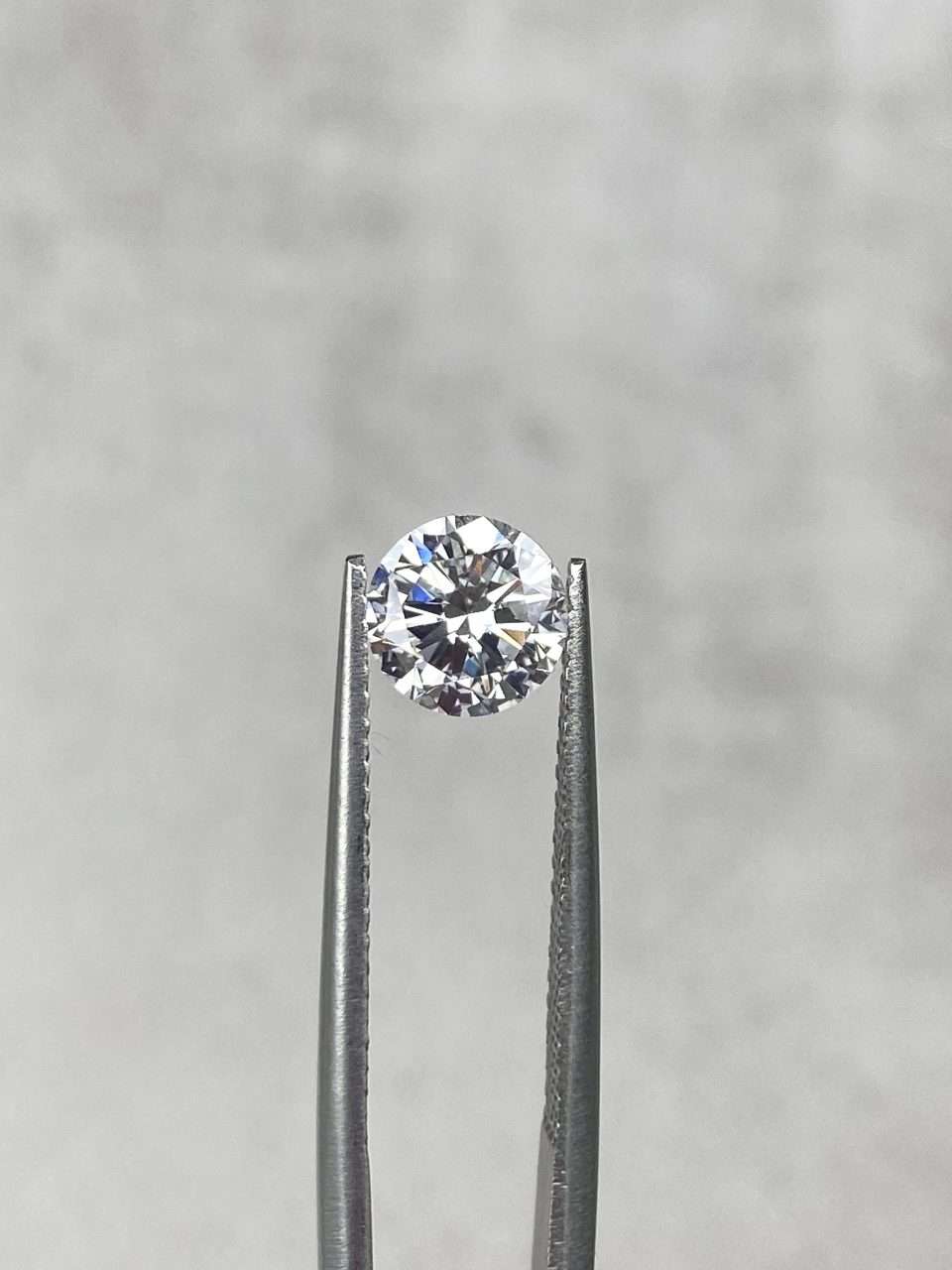 1.00 Ct Round Brilliant Cut E/VS1 Natural Diamond (DIA Certified)