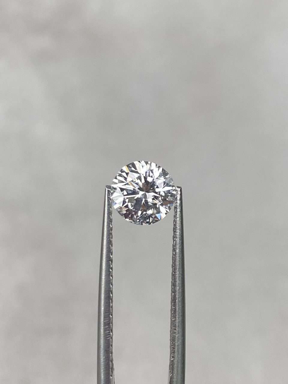 1.01 Ct Round Brilliant Cut F/SI2 Natural Diamond (DIA Certified)