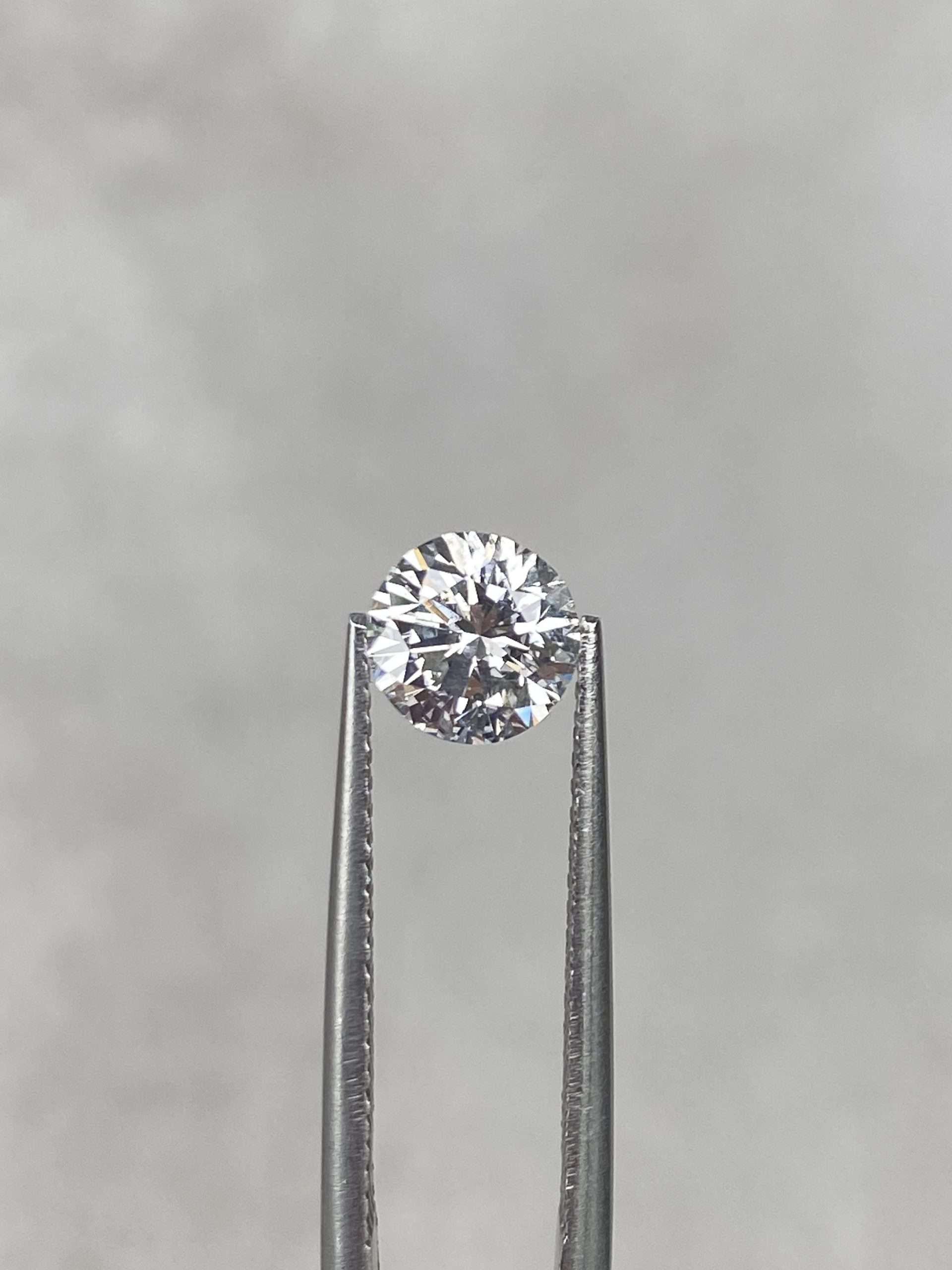 1.01 Ct Round Brilliant Cut F/SI2 Natural Diamond (DIA Certified)
